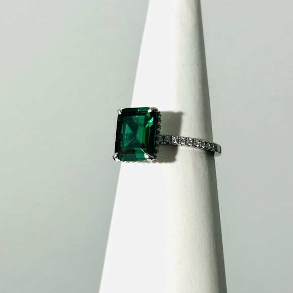 S925 Sterling Silver Radiant Cut Green Vintage Emerald Cubic Zirconia Ring - Picture 13 of 15